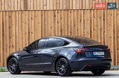Седан Tesla Model 3 2024 в Львове фото 11 Седан Tesla Model 3 2024 в Львове