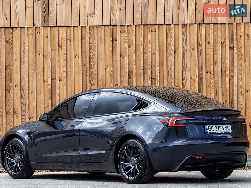 Седан Tesla Model 3 2024 в Львове фото 11 Седан Tesla Model 3 2024 в Львове