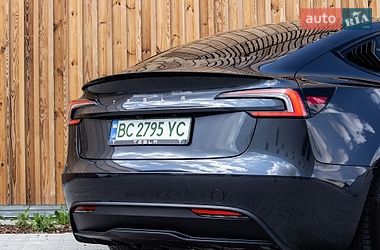 Седан Tesla Model 3 2024 в Львове фото 23 Седан Tesla Model 3 2024 в Львове