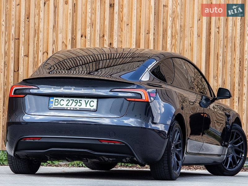 Седан Tesla Model 3 2024 в Львове фото 14 Седан Tesla Model 3 2024 в Львове