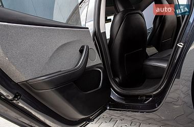 Седан Tesla Model 3 2024 в Львове фото 44 Седан Tesla Model 3 2024 в Львове