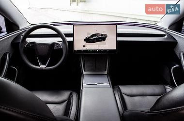 Седан Tesla Model 3 2024 в Львове фото 49 Седан Tesla Model 3 2024 в Львове