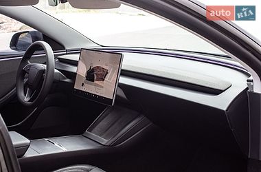 Седан Tesla Model 3 2024 в Львове фото 54 Седан Tesla Model 3 2024 в Львове