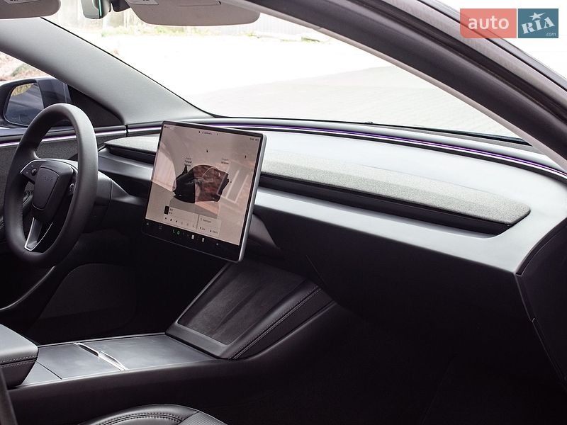 Седан Tesla Model 3 2024 в Львове фото 54 Седан Tesla Model 3 2024 в Львове
