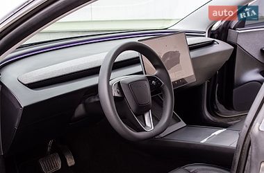 Седан Tesla Model 3 2024 в Львове фото 56 Седан Tesla Model 3 2024 в Львове