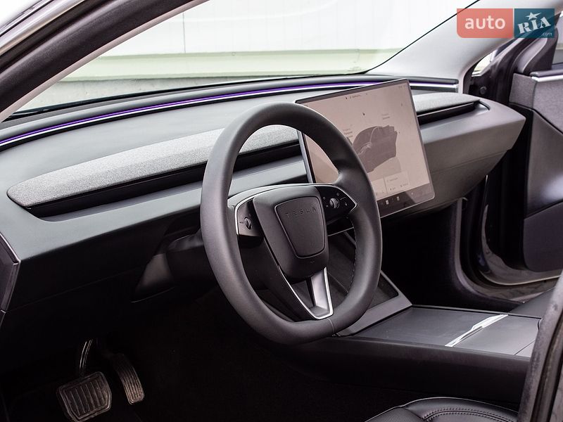 Седан Tesla Model 3 2024 в Львове фото 56 Седан Tesla Model 3 2024 в Львове