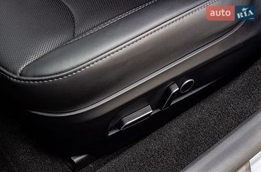Седан Tesla Model 3 2024 в Львове фото 59 Седан Tesla Model 3 2024 в Львове
