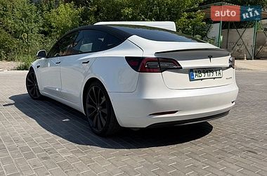 Седан Tesla Model 3 2020 в Вінниці