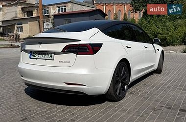 Седан Tesla Model 3 2020 в Вінниці