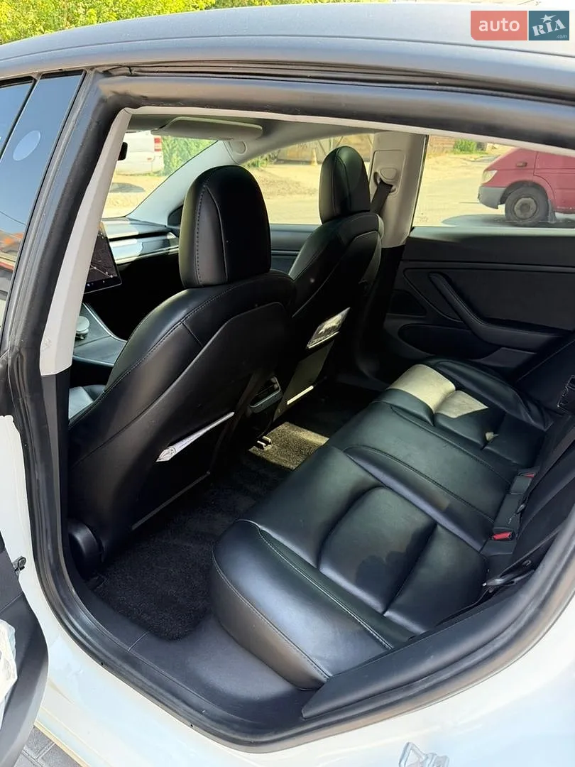 2020 Tesla Model 3 - мініатюра 12