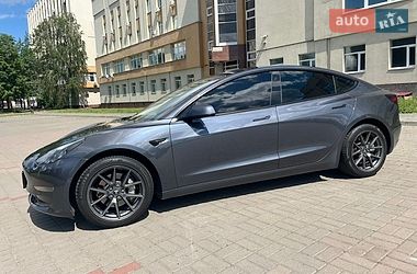 tesla model-3 2022 в Черкаси від професійного продавця Rostyslav