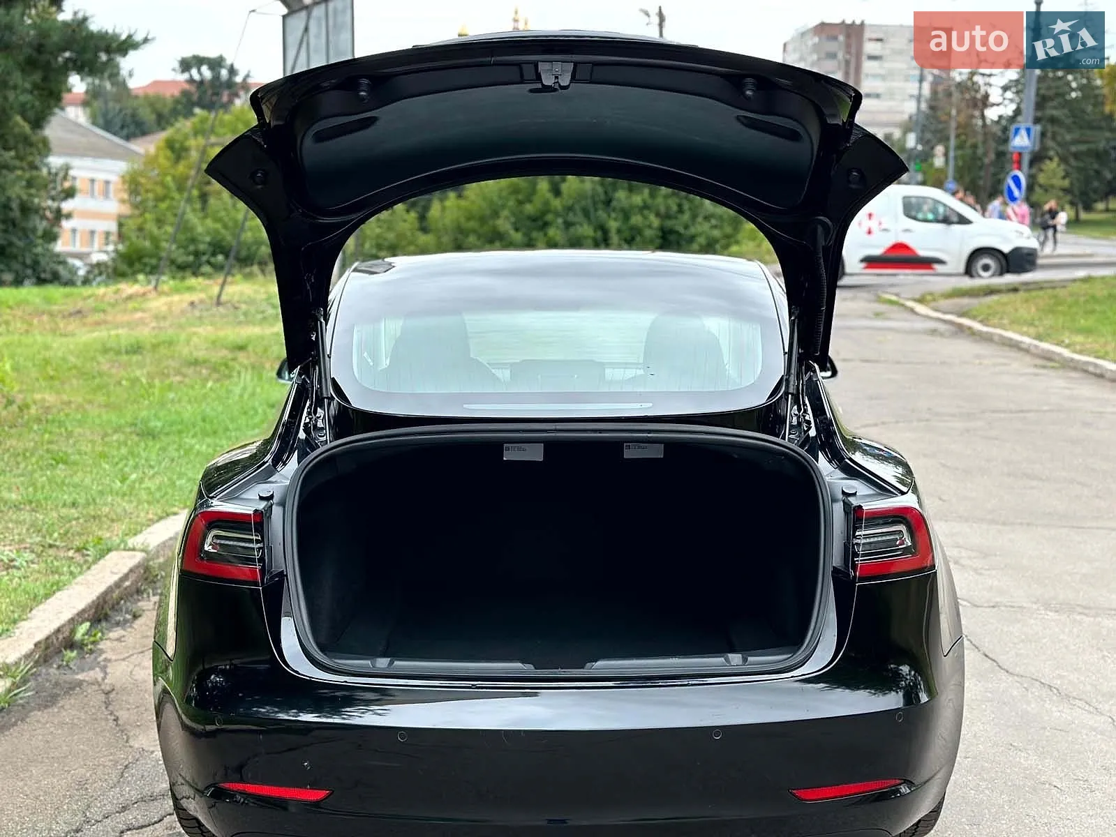 2018 Tesla Model 3 - мініатюра 18