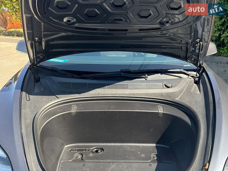 Седан Tesla Model 3 2019 в Києві фото 13 Седан Tesla Model 3 2019 в Києві