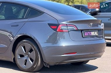 Седан Tesla Model 3 2021 в Кривом Роге