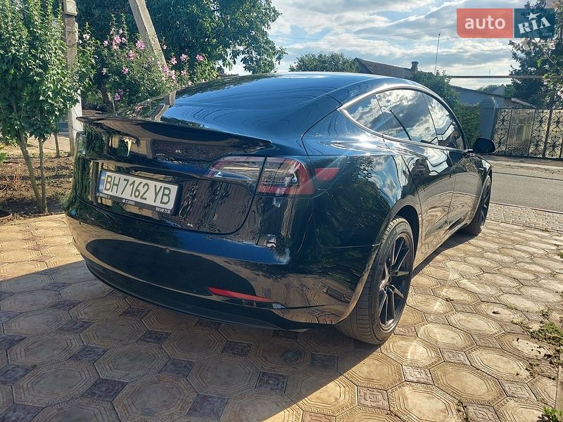 Седан Tesla Model 3 2018 в Одессе