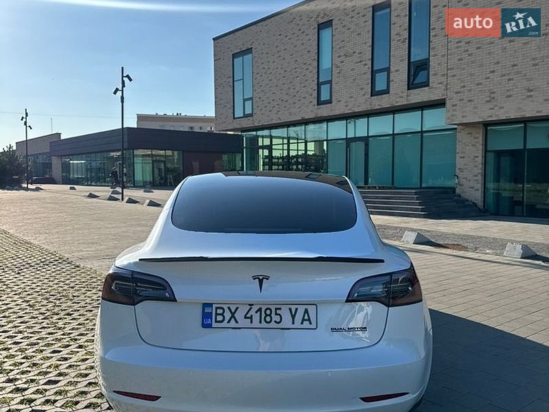 Седан Tesla Model 3 2022 в Хмельницком фото 6 Седан Tesla Model 3 2022 в Хмельницком
