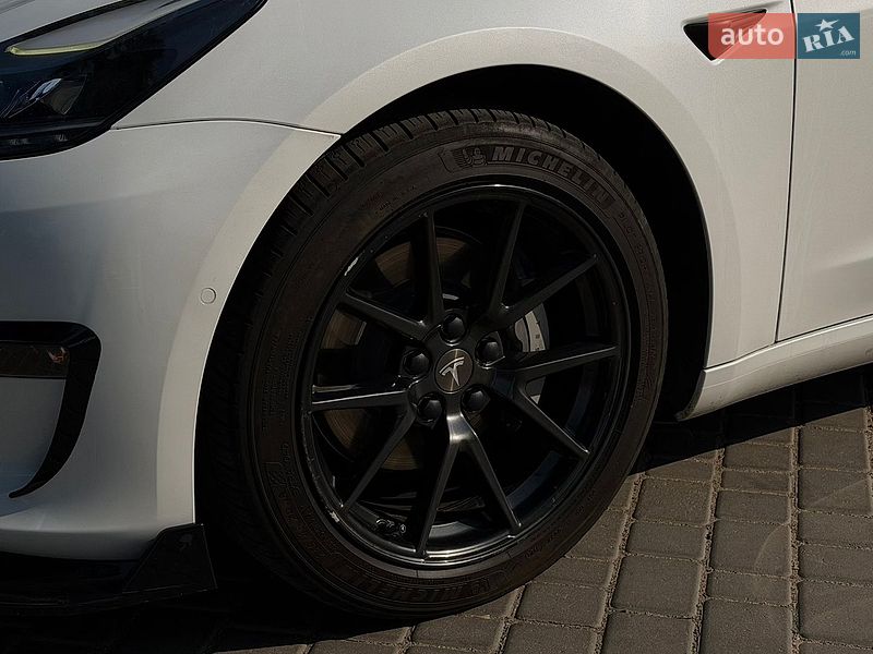 Седан Tesla Model 3 2021 в Одесі фото 6 Седан Tesla Model 3 2021 в Одесі