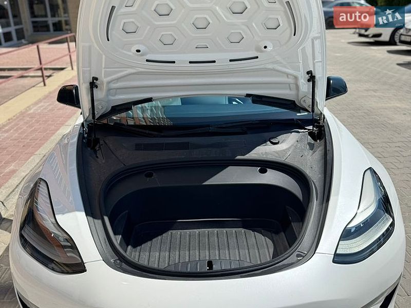 Седан Tesla Model 3 2022 в Тернополі фото 3 Седан Tesla Model 3 2022 в Тернополі