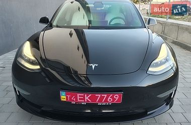 Седан Tesla Model 3 2019 в Ивано-Франковске фото 9 Седан Tesla Model 3 2019 в Ивано-Франковске