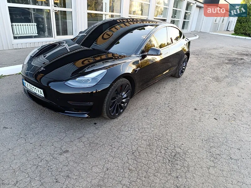 Tesla Model 3 2023
