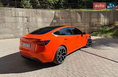 Седан Tesla Model 3 2024 в Хмельницькому
