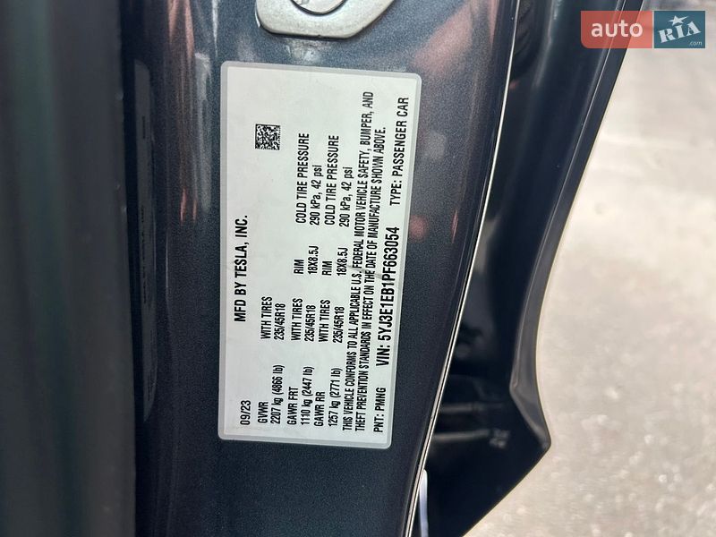 Седан Tesla Model 3 2023 в Черкассах фото 5 Седан Tesla Model 3 2023 в Черкассах
