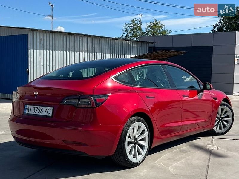 Седан Tesla Model 3 2021 в Белой Церкви