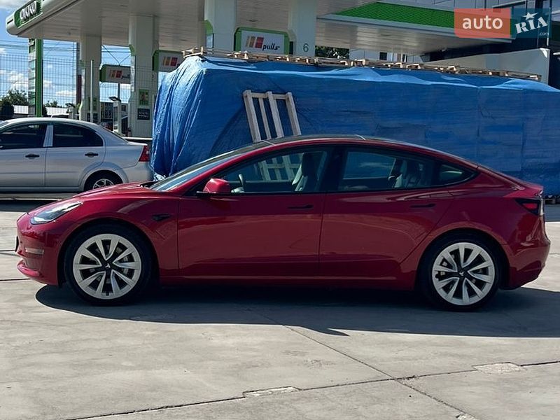 Седан Tesla Model 3 2021 в Белой Церкви