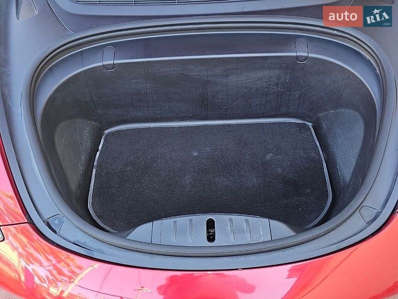Седан Tesla Model 3 2018 в Одессе