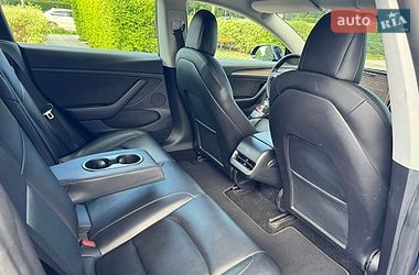 Седан Tesla Model 3 2022 в Киеве фото 7 Седан Tesla Model 3 2022 в Киеве