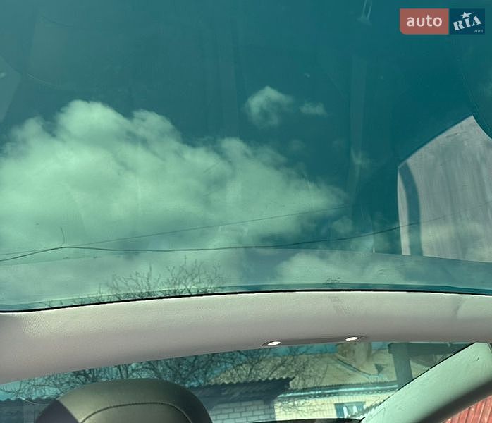 Седан Tesla Model 3 2019 в Києві