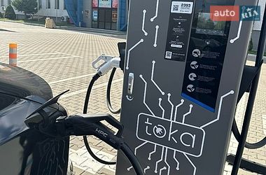 Седан Tesla Model 3 2019 в Києві