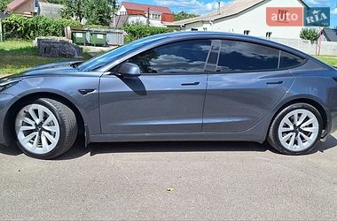 Седан Tesla Model 3 2023 в Киеве