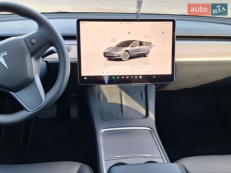 Седан Tesla Model 3 2023 в Киеве