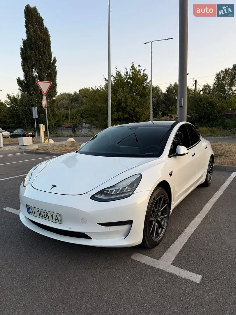 Tesla Model 3 2022 VIN 5YJ3E1EA9NF157668 фото оголошення 5 з 20