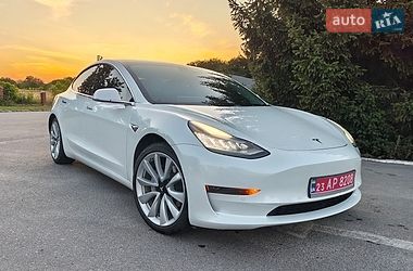 tesla model-3 2020 в Бердичів від про продавця Павло tesla model-3 2020 в Бердичів від професійного продавця Павло