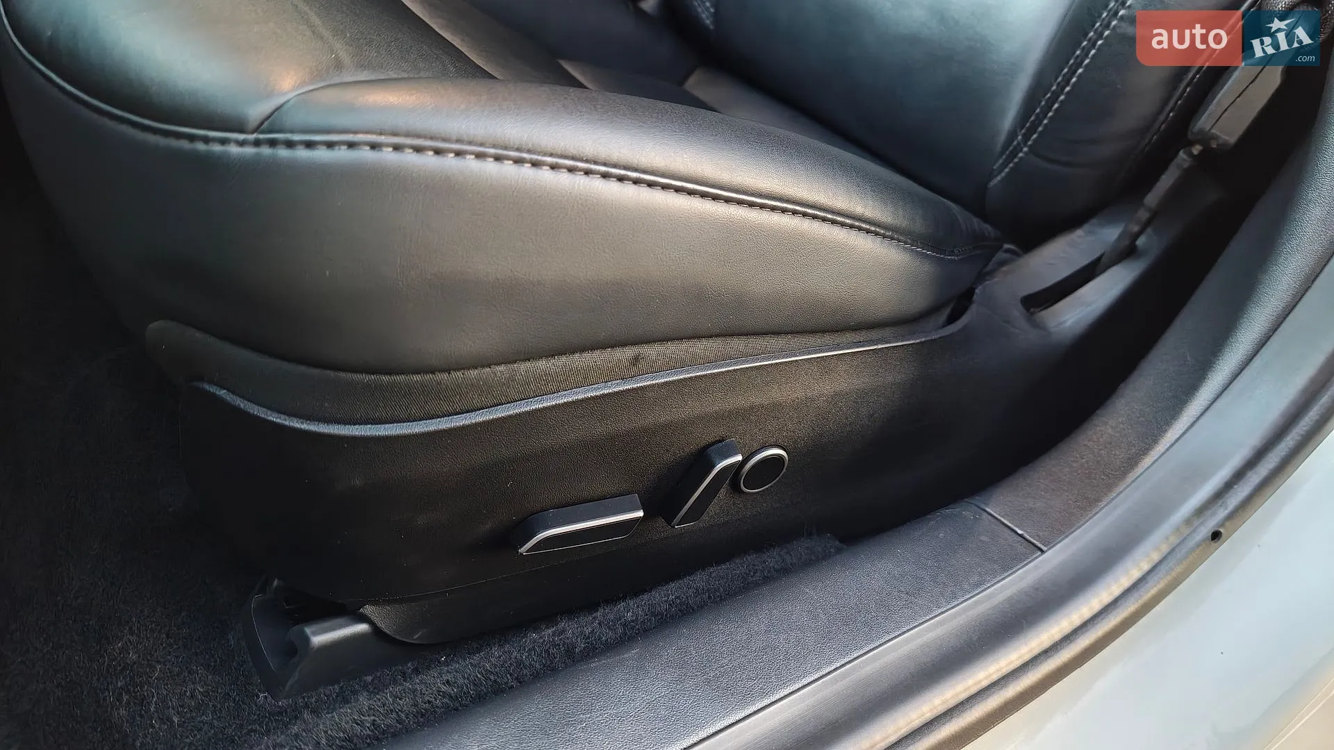 2020 Tesla Model 3 - мініатюра 31