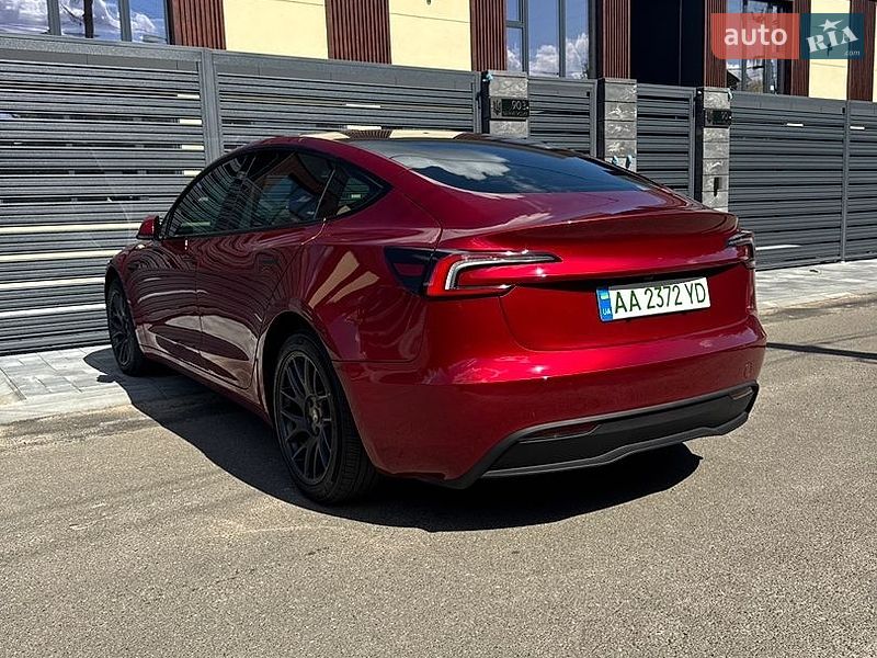 Седан Tesla Model 3 2024 в Петропавлівській Борщагівці фото 8 Седан Tesla Model 3 2024 в Петропавлівській Борщагівці