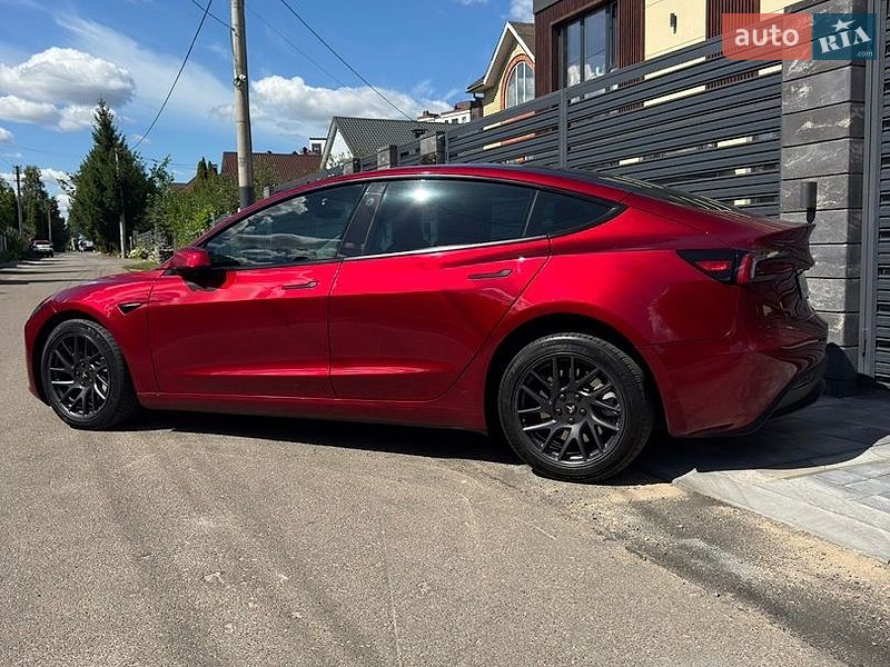 Седан Tesla Model 3 2024 в Петропавлівській Борщагівці фото 9 Седан Tesla Model 3 2024 в Петропавлівській Борщагівці