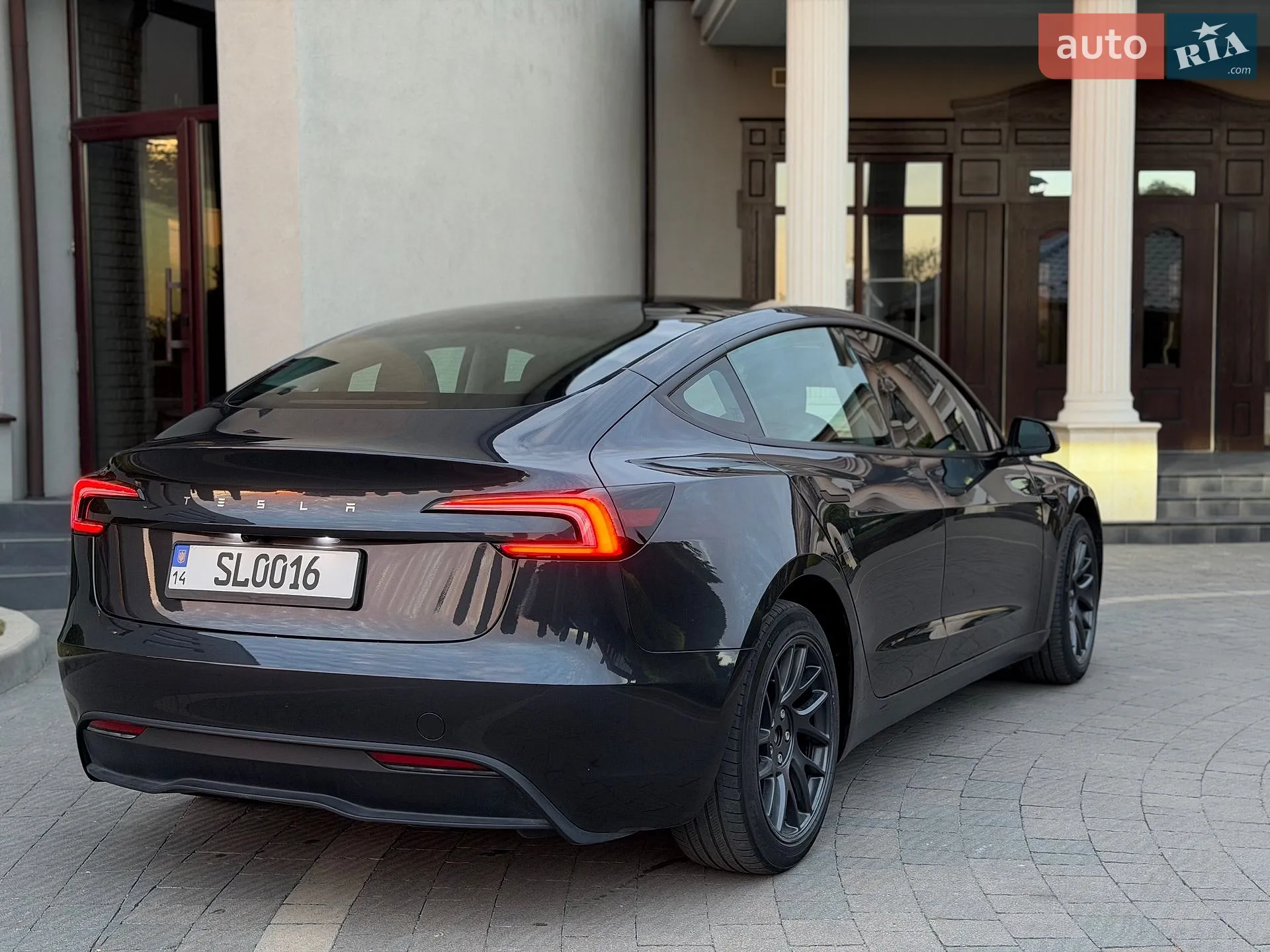 2024 Tesla Model 3 - мініатюра 10