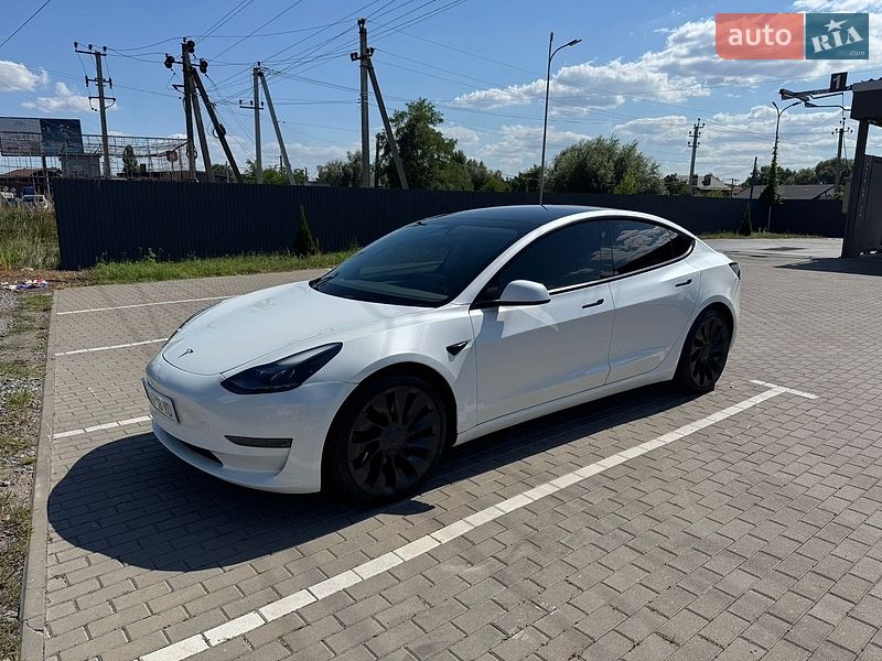 Седан Tesla Model 3 2023 в Киеве фото 2 Седан Tesla Model 3 2023 в Киеве