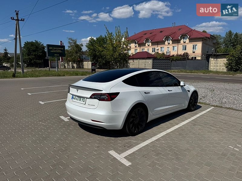 Седан Tesla Model 3 2023 в Киеве фото 5 Седан Tesla Model 3 2023 в Киеве