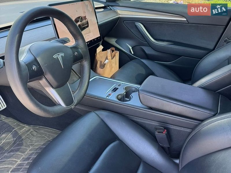 Седан Tesla Model 3 2023 в Киеве фото 10 Седан Tesla Model 3 2023 в Киеве