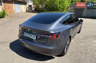 Седан Tesla Model 3 2022 в Києві