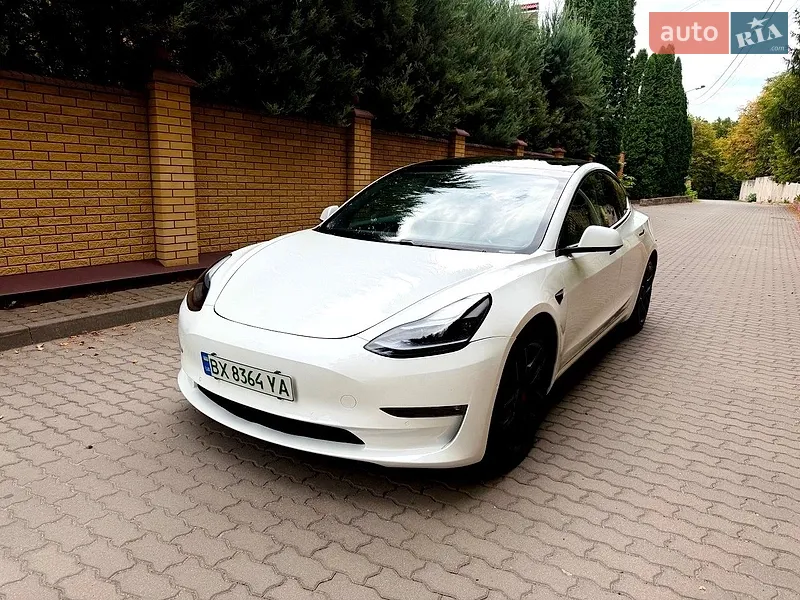 Tesla Model 3 2021