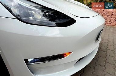 Седан Tesla Model 3 2021 в Хмельницком