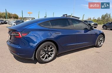 Седан Tesla Model 3 2022 в Кривом Роге