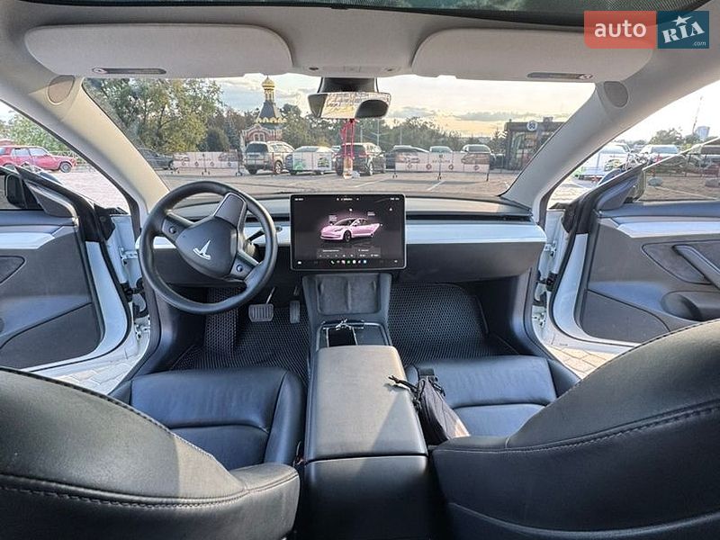 Седан Tesla Model 3 2022 в Харькове