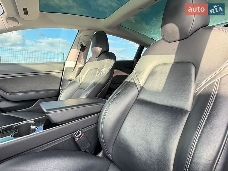 Седан Tesla Model 3 2018 в Киеве фото 6 Седан Tesla Model 3 2018 в Киеве