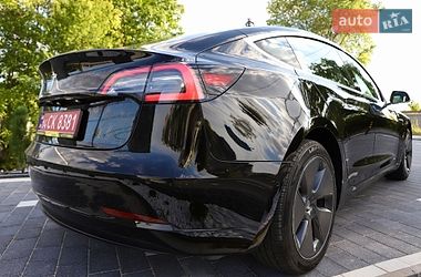 Седан Tesla Model 3 2018 в Дрогобыче